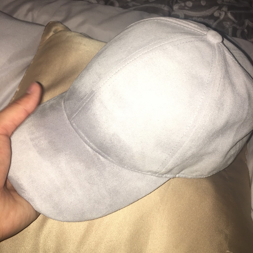 Suede H&M hat
